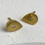 گوشواره چسبی اشکی