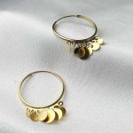 گوشواره طلا حلقه‌ای آویزدار طرح پولکی زنانه | گالری زمرد