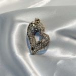 آویز قلب سفید ۱۸ عیار زنانه – گالری طلا زمرد