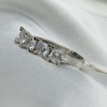 انگشتر اتمی طلای ۱۸ عیار بدون اجرت وزن ۲.۸۷۰ گرم