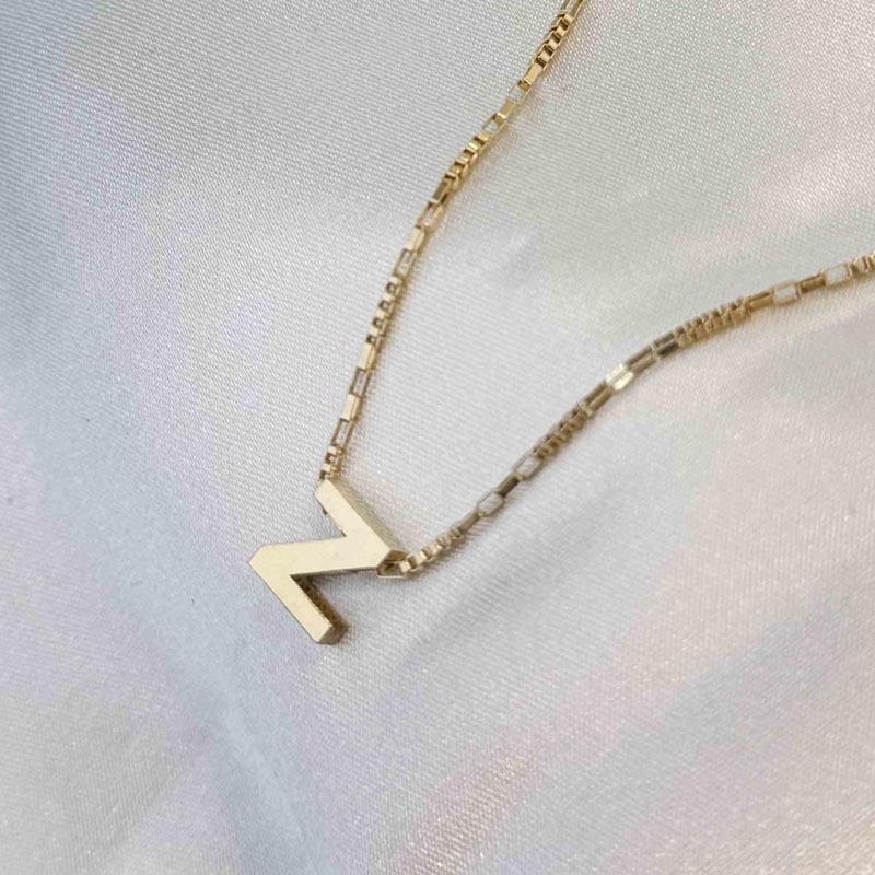 latin-letter-z-pendant-0.470g-zomorod-gallery آویز لاتین حرف Z طلا ۱۸ عیار وزن ۰.۴۷۰ گرم – طلای سبک و اقتصادی – گالری طلا زمرد