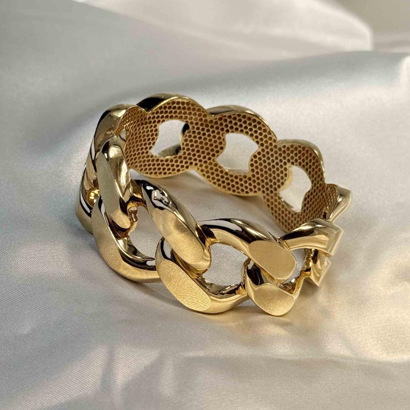 cartier-bangle-bracelet-29.660g-zomorod-gallery دستبند النگویی کارتیر طلا ۱۸ عیار زنانه وزن ۲۹.۶۶۰ گرم – بدون اجرت – گالری طلا زمرد