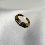 انگشتر رینگ طلا ۱۸ عیار زنانه وزن ۱.۳۱۰ گرم – بدون اجرت – گالری طلا زمرد