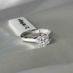 انگشتر سولیتر اتمی طلا ۱۸ عیار زنانه وزن ۲.۶۹ گرم – گالری طلا زمرد