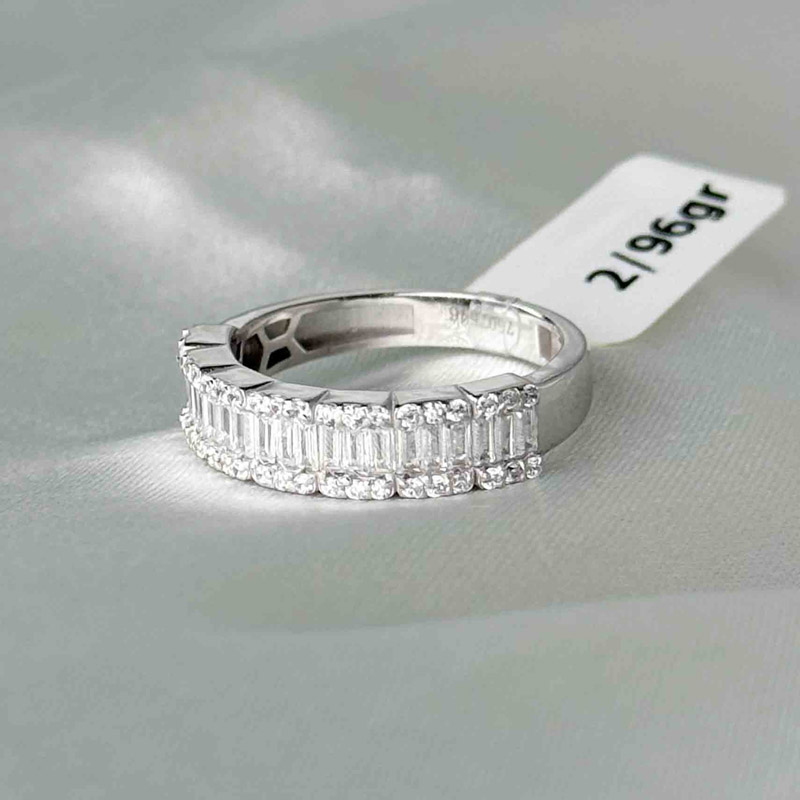 انگشتر سولیتر اتمی طلا ۱۸ عیار زنانه وزن ۲.۹۶ گرم – گالری طلا زمرد