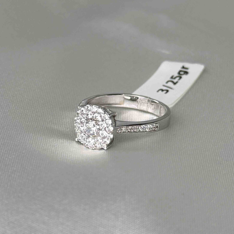 انگشتر سولیتر اتمی طلا ۱۸ عیار زنانه وزن ۳.۲۵ گرم – گالری طلا زمرد