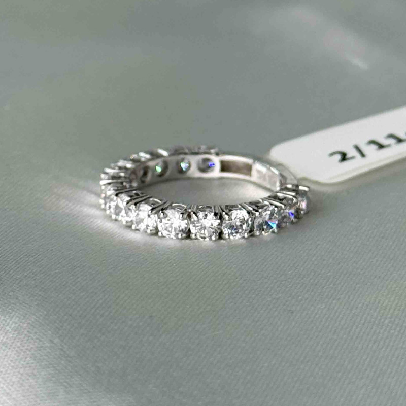 انگشتر سولیتر اتمی طلا ۱۸ عیار زنانه وزن ۲.۱۱ گرم – گالری طلا زمرد