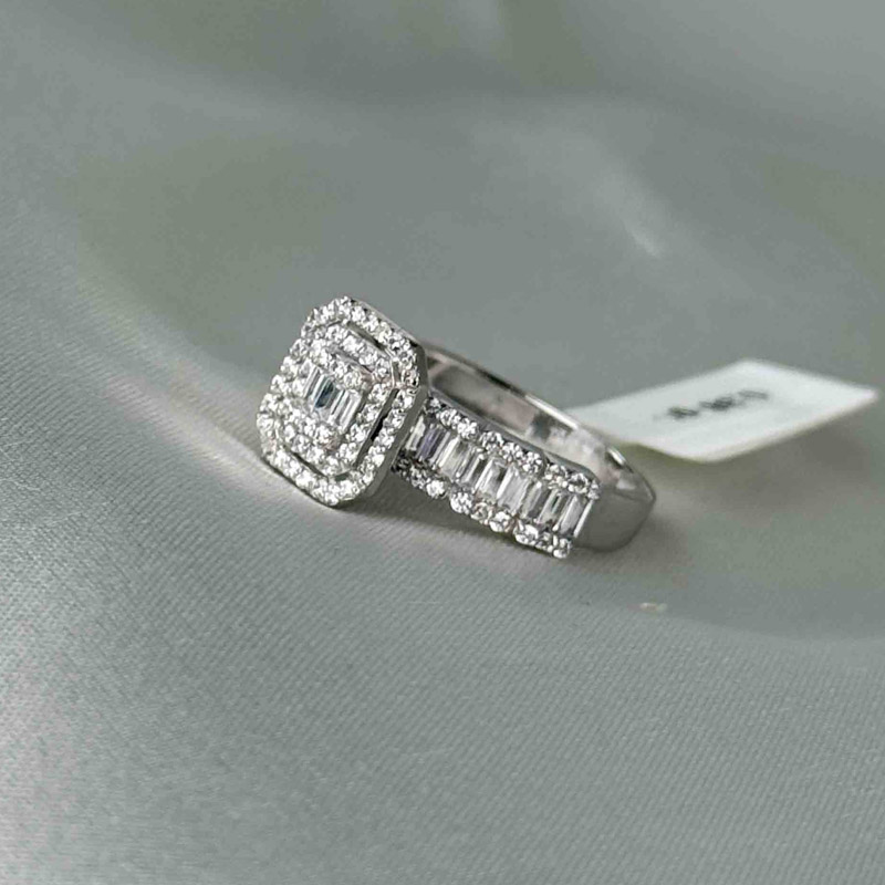 انگشتر سولیتر اتمی طلا ۱۸ عیار زنانه وزن ۳.۹۳ گرم – گالری طلا زمرد