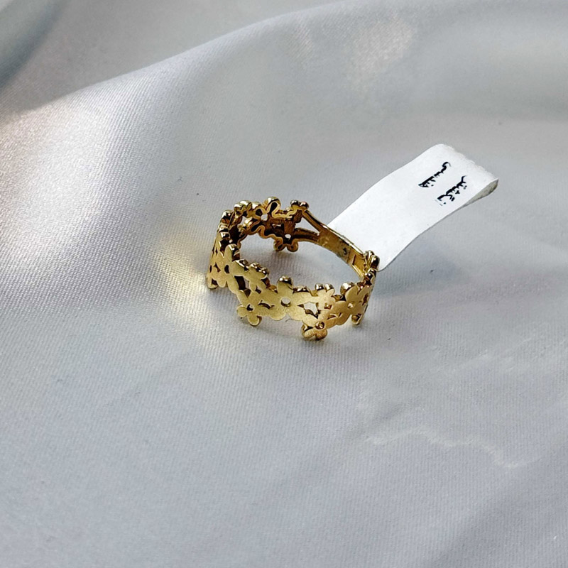 geometric-gold-ring-18k-3-46g انگشتر هندسی طلا ۱۸ عیار وزن 3/46 گرم از گالری طلا زمرد