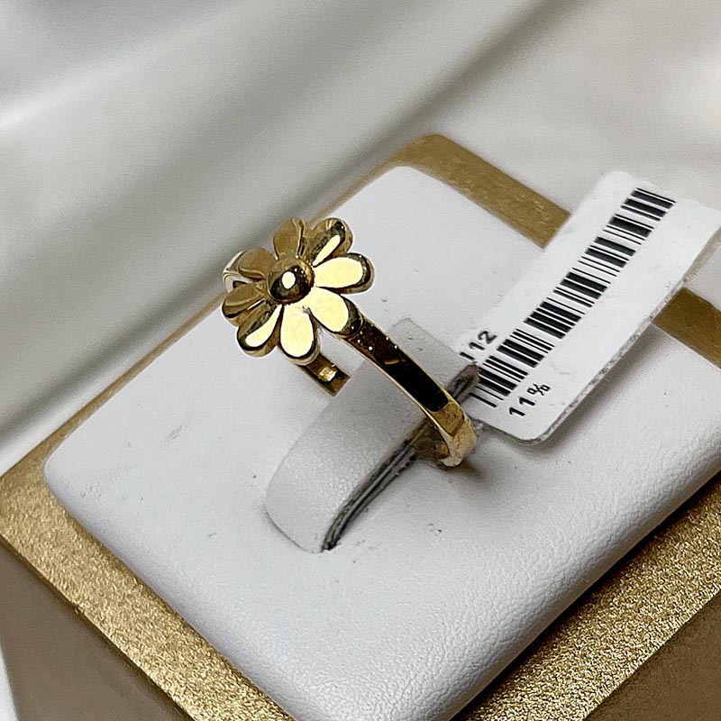 انگشتر گل هندسی طلا وزن 1.76 – گالری طلا زمرد