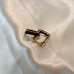 گوشواره مربع طلا وزن 3.380 – بدون اجرت – گالری طلا زمرد