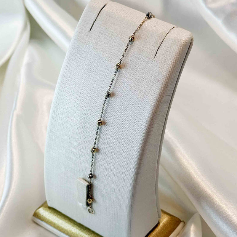 دستبند گوی ظریف طلا وزن 1.070 – بدون اجرت – گالری طلا زمرد