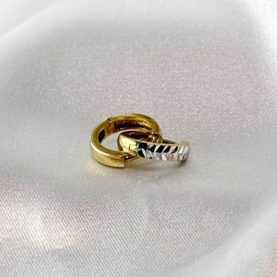 گوشواره حلقه‌ای تراشه طلا ۱۸ عیار وزن 1/770 گرم از گالری طلا زمرد