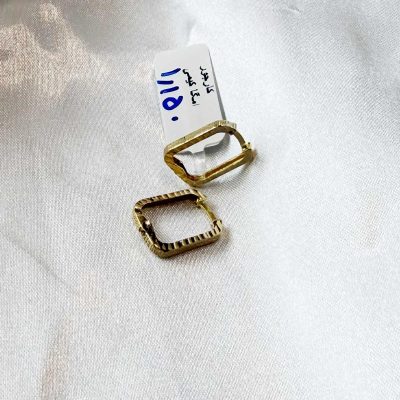 گوشواره مربع امگا طلا زرد ۱۸ عیار ۱.۱۵۰ گرم – جواهری زمرد