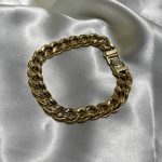 دستبند کارتیه طلا ۱۸ عیار ۱۵.۷۲۰ گرم – جواهری زمرد
